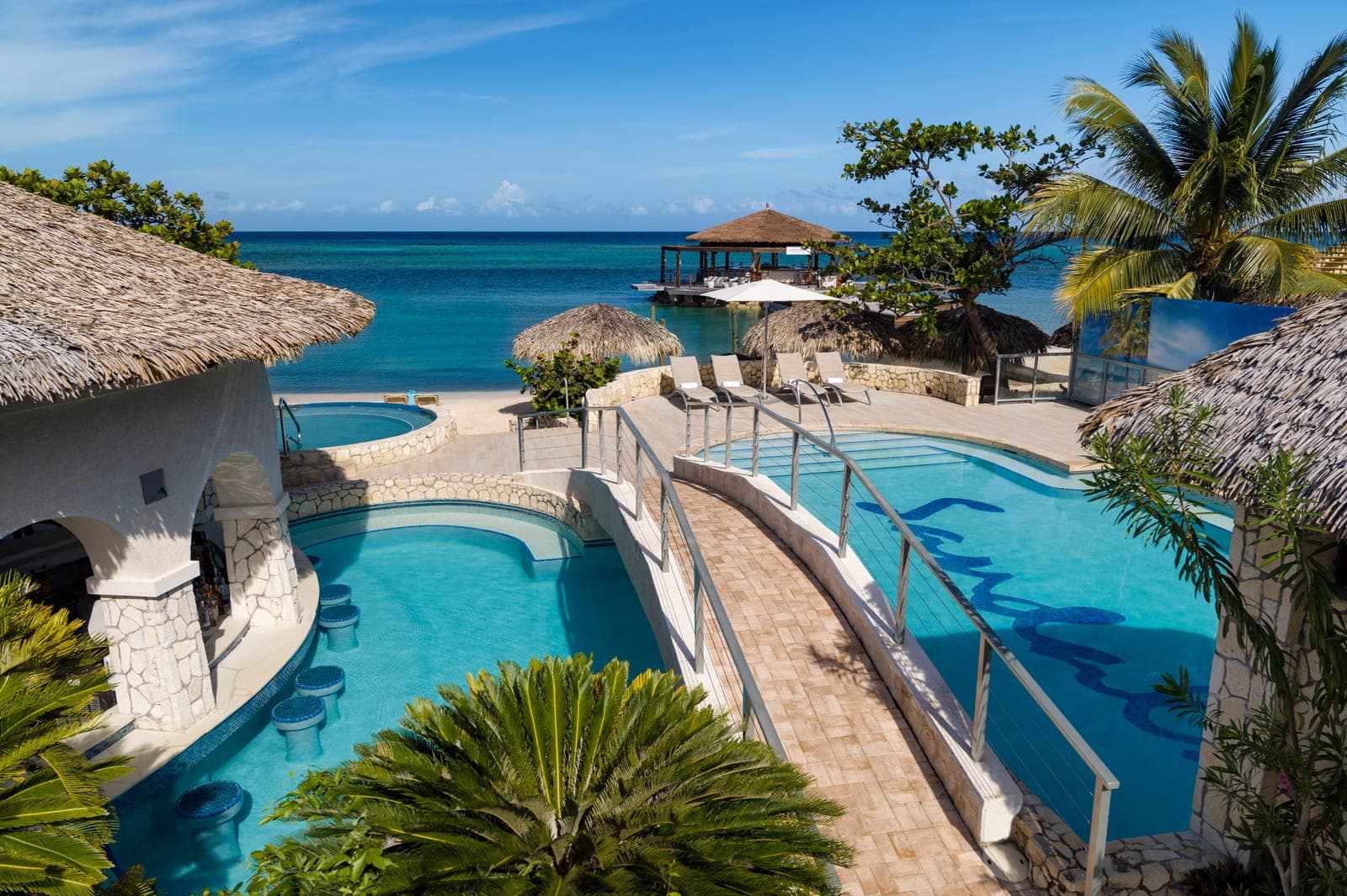 Piano Bar pool and beach at Sandals Montego Bay, prior to renovation